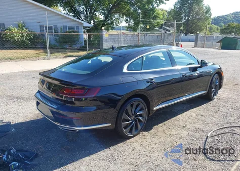 2022 Volkswagen Arteon 2.0T Sel R-Line z USA, uszkodzony, nr VIN WVWAR7AN2NE012447